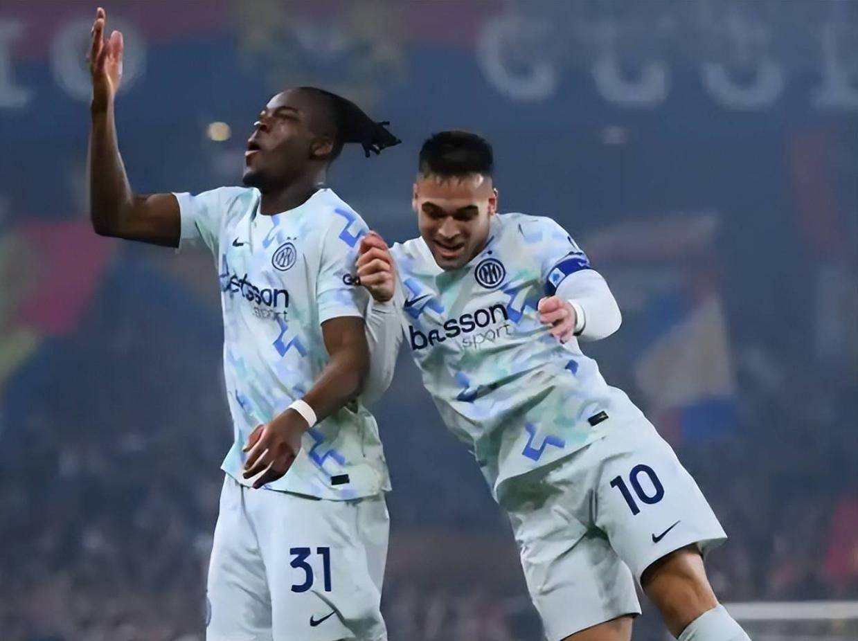 2-1!国米登顶意甲:齐沃激活带刀后卫,劳塔罗爆发,800万奖金在招手